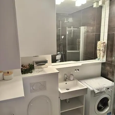 Herzlichkeit Mit Hallenbad Und Sauna By Monicare * Seefeld in Tirol