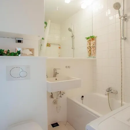 아파트 Herzlichkeit Mit Hallenbad Und Sauna By Monicare
